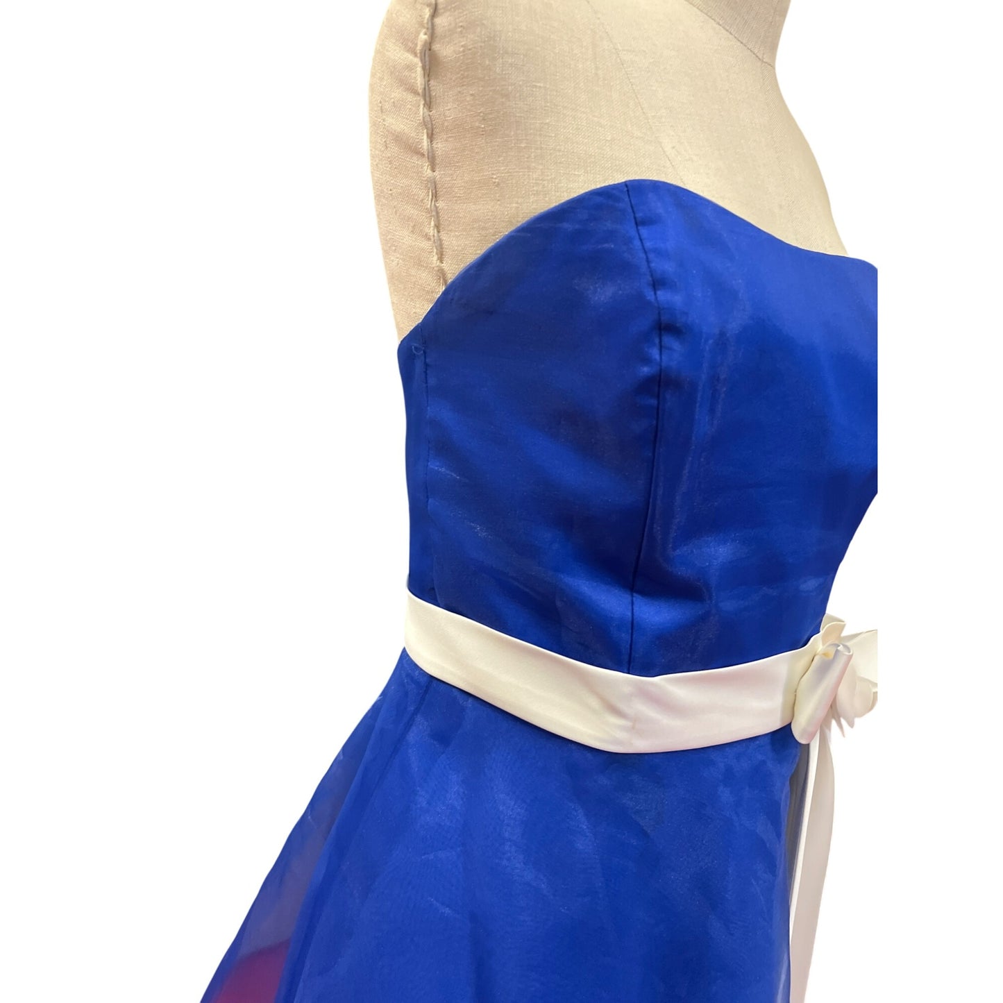 Alfred Angelo Strapless Blue Chiffon A-Line Dress Sash Rose Detail Bridesmaid Prom Homecoming Short Dress Cocktail Dance Party Formal Dress