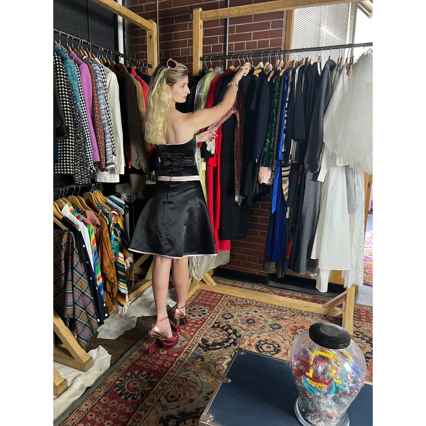 Jessica McClintock for Gunne Sax Black Pink Strapless A-line Dress With Bow Detail Flared Skirt Short Prom Homecoming LBD