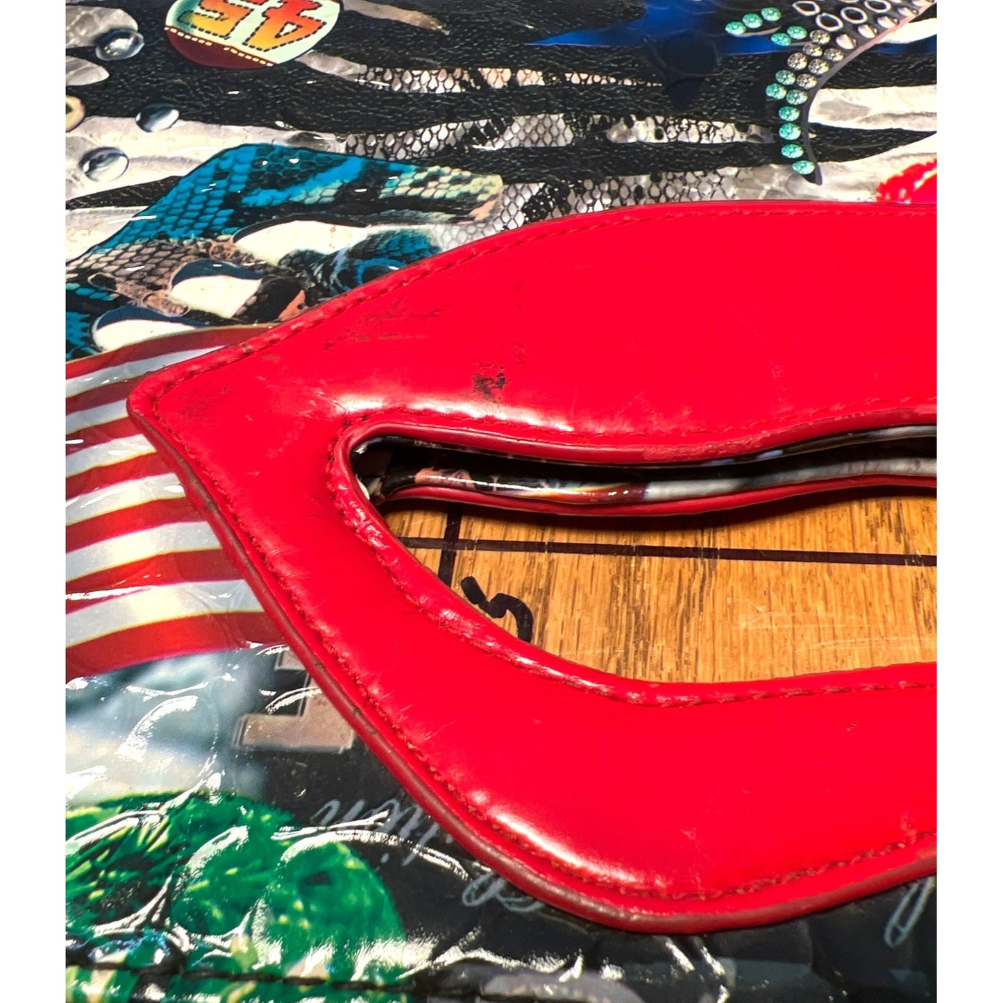 Lips Handle Multicolor Printed Clutch With Inner Zipper Magnetic Closure