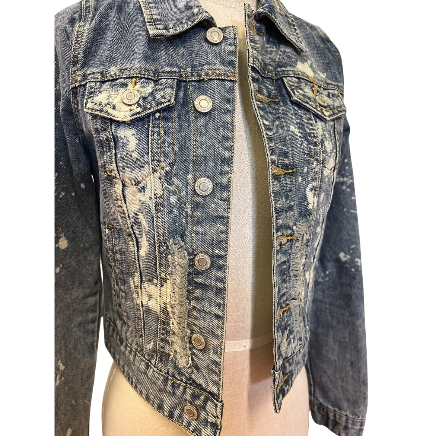 Thread & Supply Distressed Denim Jacket M 100% Cotton Blue