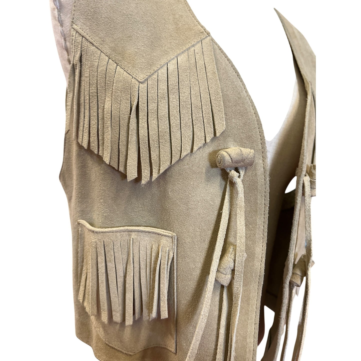 Vintage Authentic Made in The Shade Garment Tan Suede Fringe Western Leather Vest Cool Country Cowboy Wild West