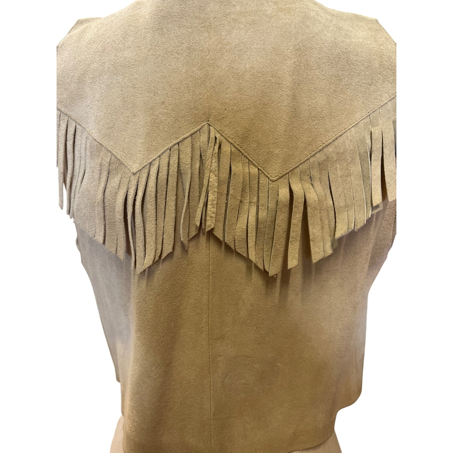 Vintage Authentic Made in The Shade Garment Tan Suede Fringe Western Leather Vest Cool Country Cowboy Wild West