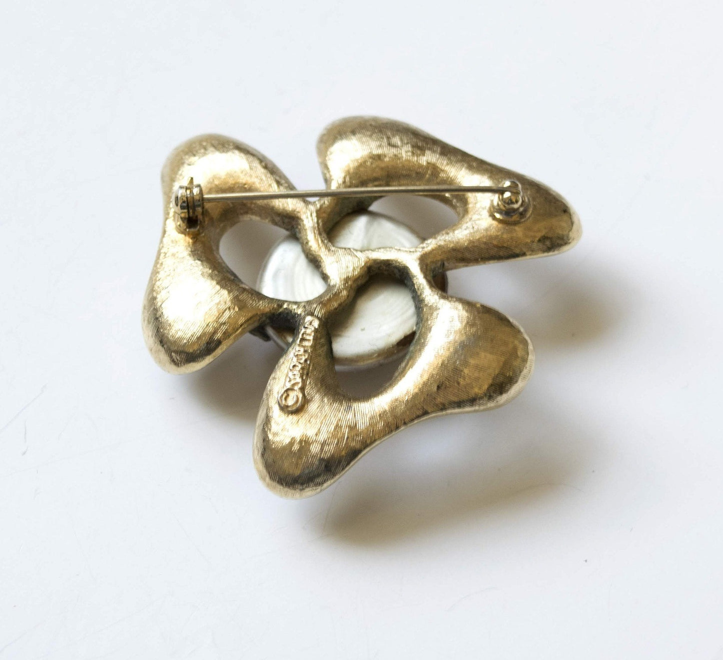 Sarah Coventry Pearl Pin Brooch Vintage Jewelry