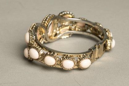Pastel Pink Beaded Bracelet - Vintage Costume Jewelry from the 1980s