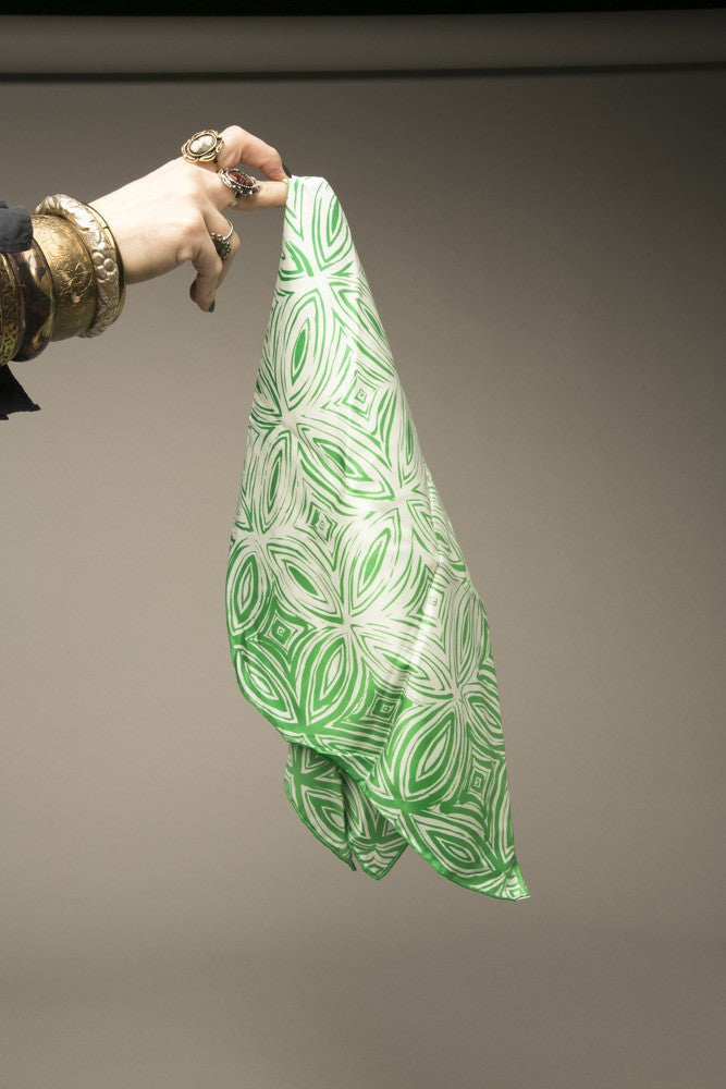 Why Collectors Hunt for Burmel: Mid-Century Mastery and the "Japanese Silk" Revolution