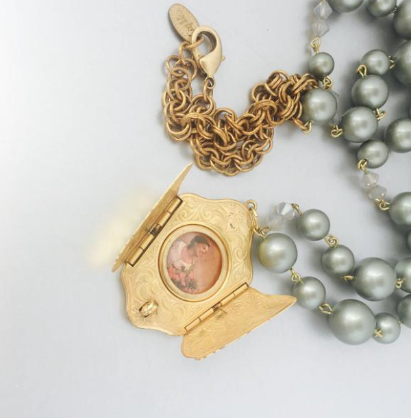 Fashion Flashback: Lockets