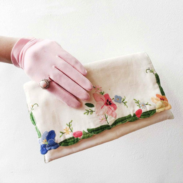 The Grand History of Gloves