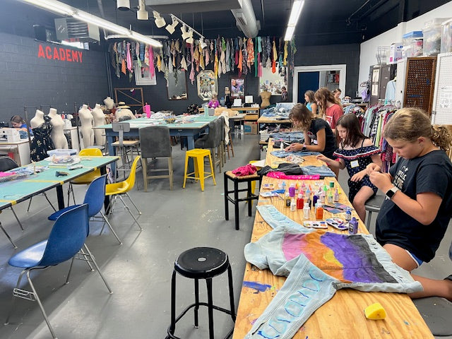 THE FLAGSHIP EXPERIENCE: FASHION RUNWAY PRODUCTION