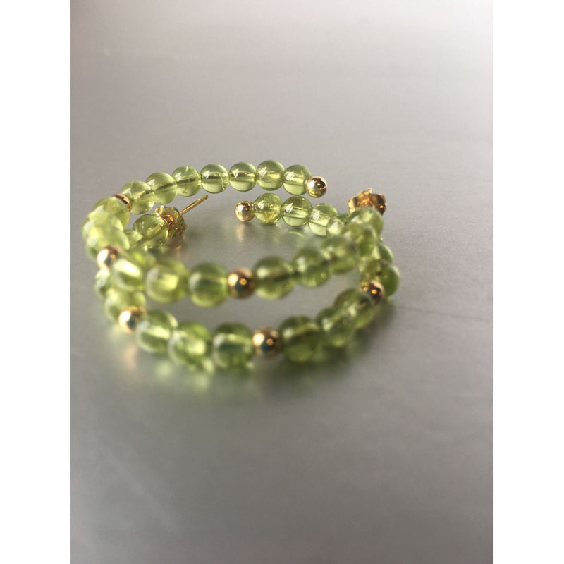 Vintage Jewelry Set Beaded Pearl Black Onyx Green Peridot Hoop Earrings Set With Gold Accents - Trio For Elegant Styling