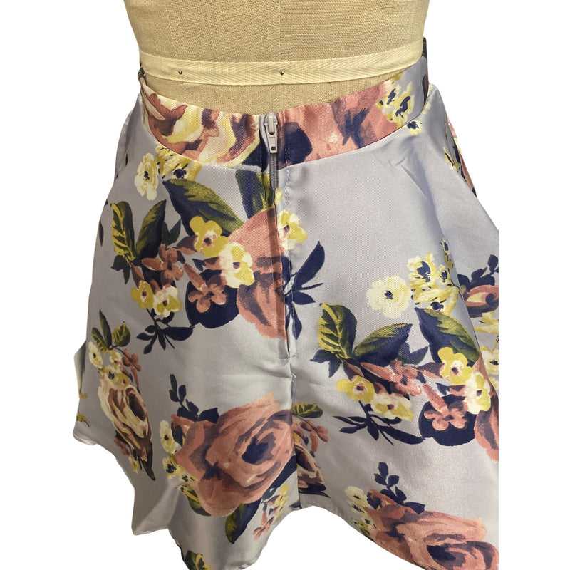 City Triangles 2-Piece Navy Lace & Floral Skirt Top Super Girlie Set Size 3 Juniors