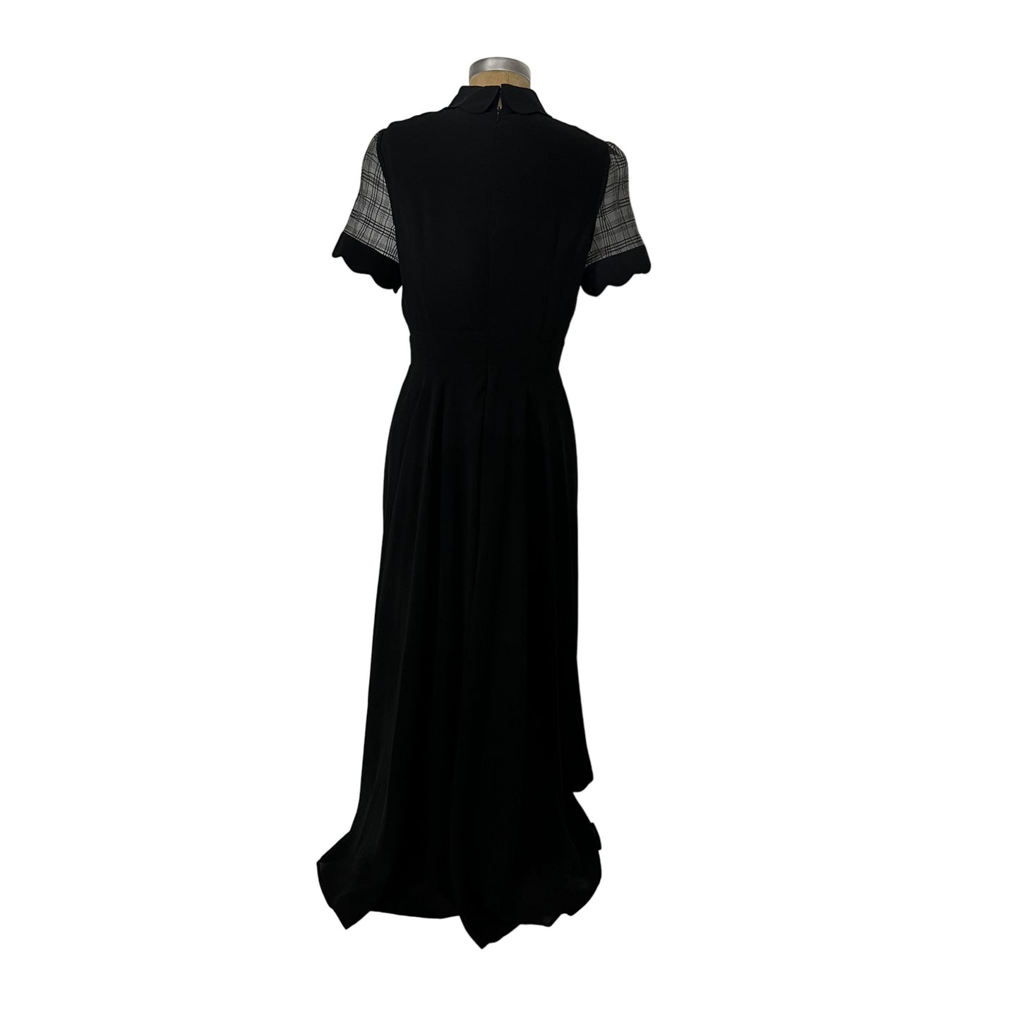 Differentes Black Feminine Design Neckline Long Dress Sheer Short Sleeve