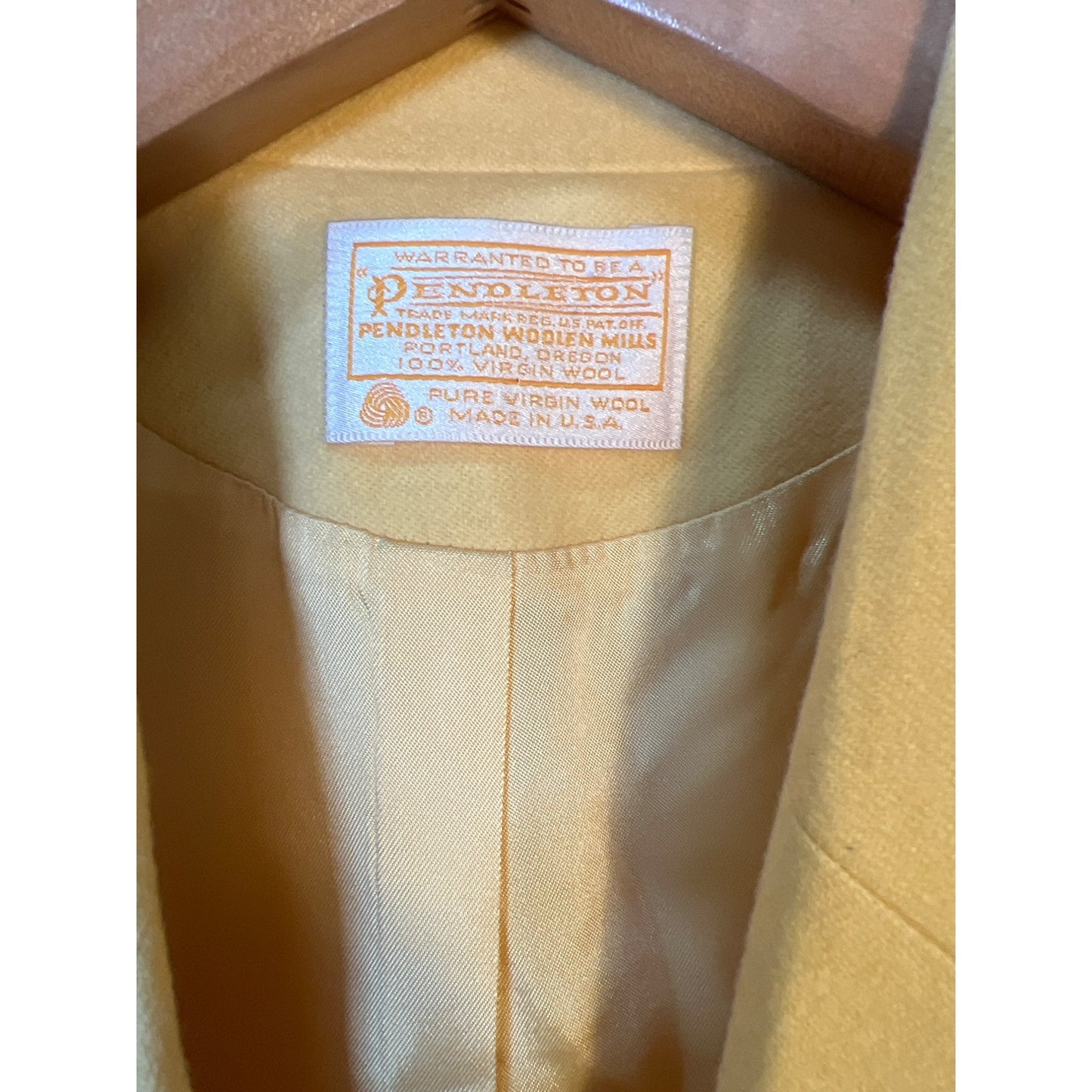 Vintage Warranted to be Pendleton Pastel Yellow Wool Blazer - 100% Virgin Wool Jacket - Size 8 - Women's Fashion - Business Casual