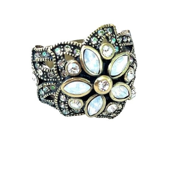 Heidi Daus Jewelry Beautiful Sparkling Ring