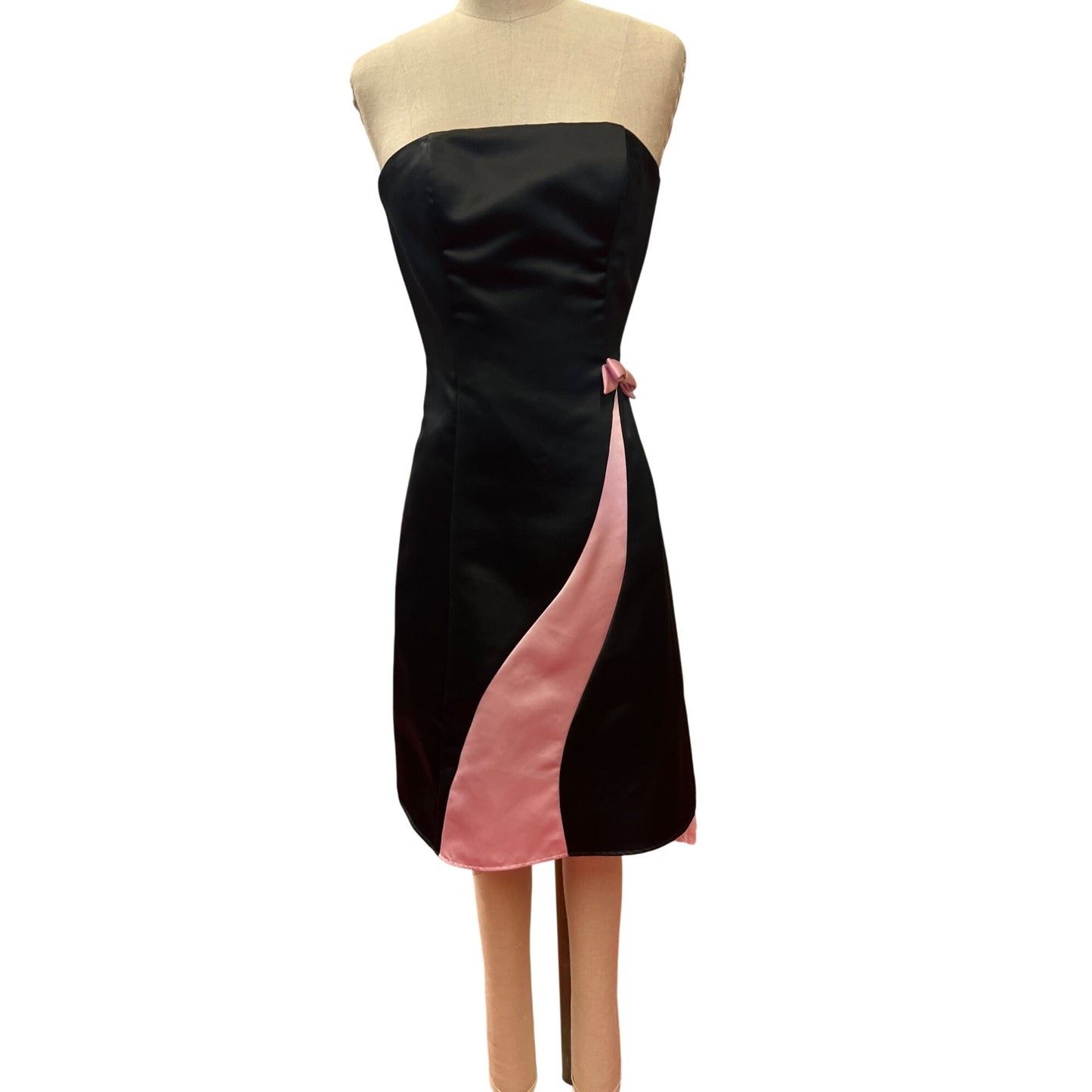 Jessica McClintock for Gunne Sax Strapless Black Cocktail Dress With Pink Satin Accents Bow LBD Prom Homecoming Formal Party Dress