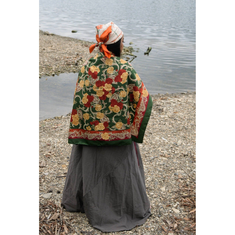 Red Roses Garden Scarf Vintage Accessories made in Italy
