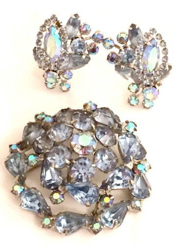 Weiss Blue Crystals Brooch Pin Vintage Jewelry