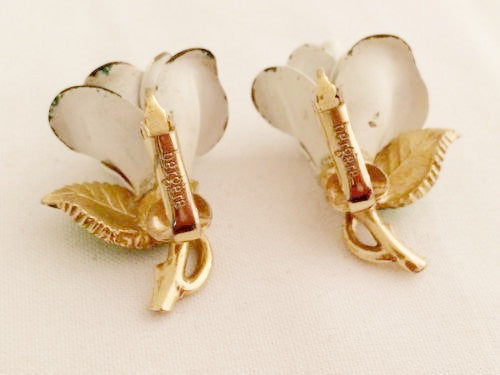 Bergere Vintage Floral Jewelry Whimsical White Enameled Flower Clip on Earrings