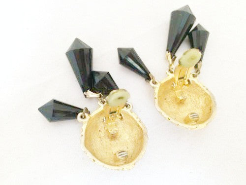 Etruscan Golden Black Dangling Crystals Clip on Earrings Vintage Jewelry ESPOSITO