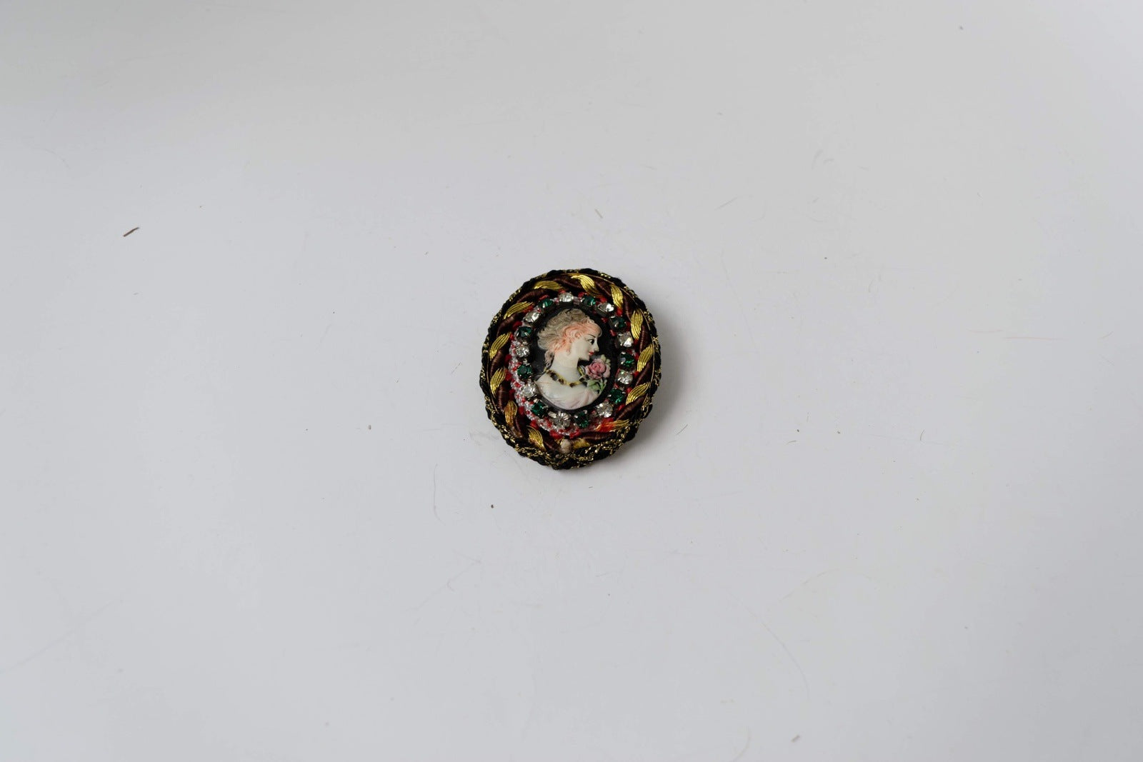 Cameo Pin Brooch Authentic Vintage Jewelry