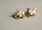 Pearls Clip on Earrings Nature Floral Vintage Jewelry