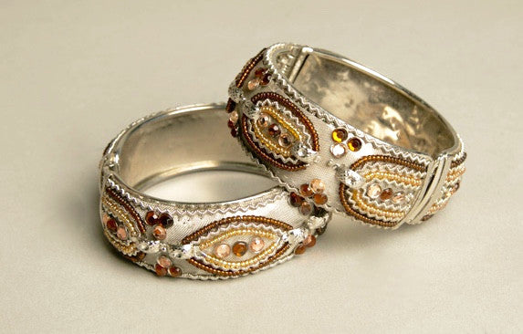 Set 2 Bangles Hinged Bracelet Cuff Vintage Jewelry