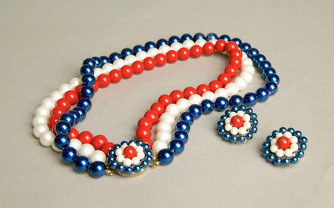 Vintage Patriotic Jewelry Red White Blue Beaded Set of Necklace and Clip on Earrings