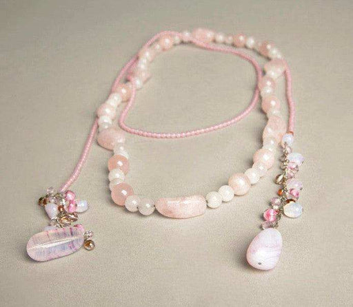 Pink stone necklace set with genuine agatha rocks, handmade in Brazil.