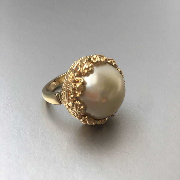 Big Pearl Cocktail Ring