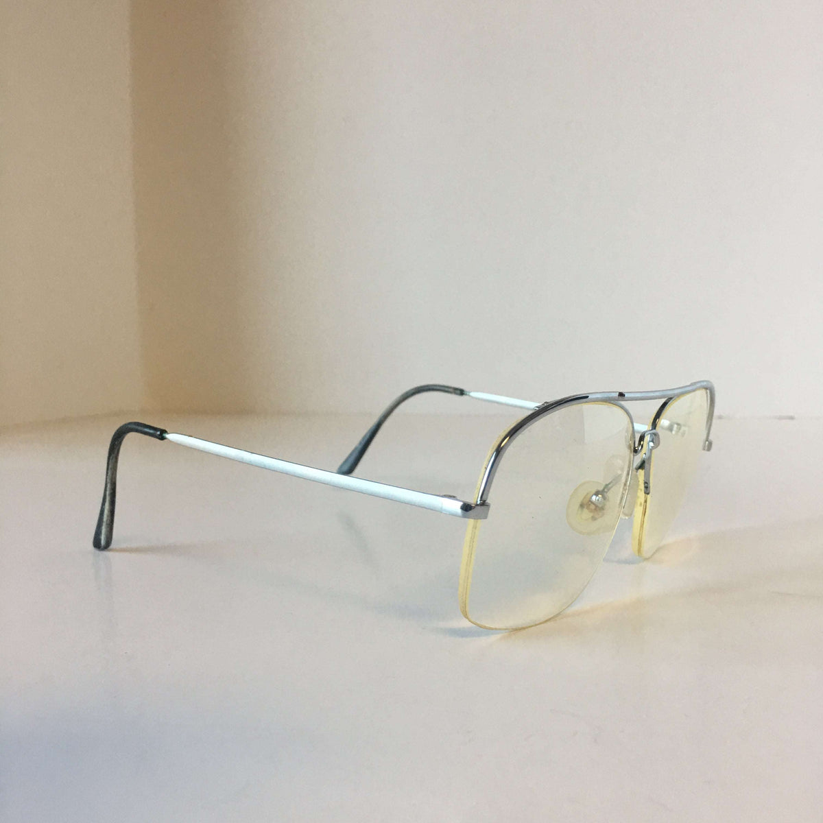 Retro Chic: Authentic Vintage Eyewear with Silver Metal Frame