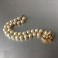 Vintage Elegance: Antique Baroque Pearls Bracelet with Ornate Clasp