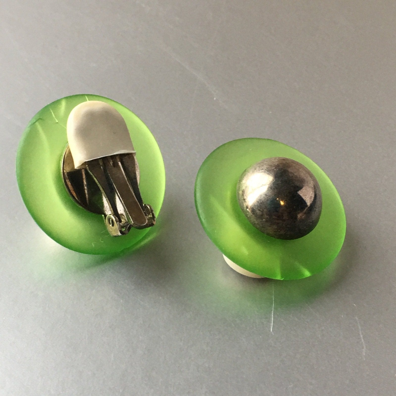 Modernist Green Silver Clip on Earrings Vintage Jewelry
