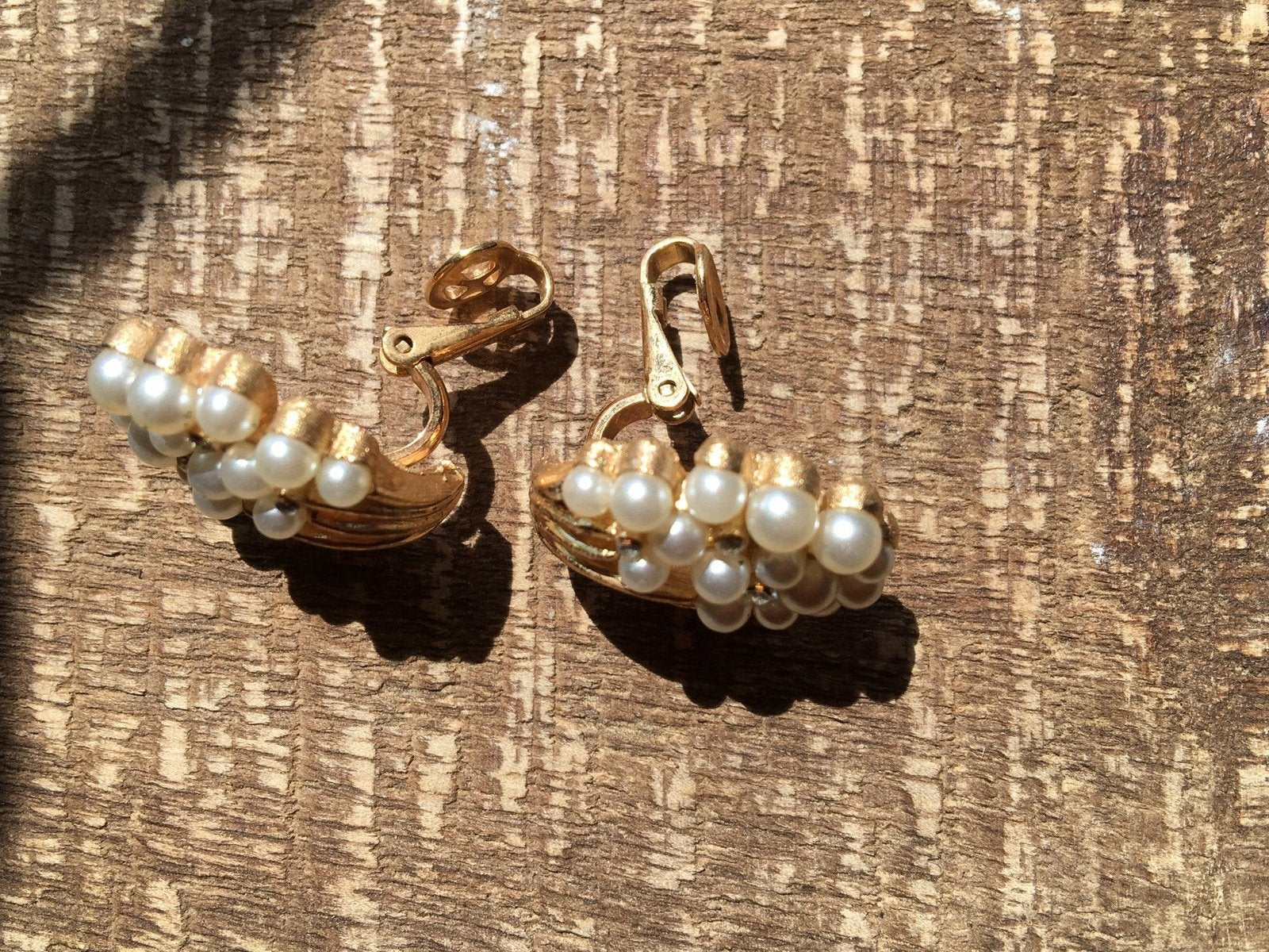 Trifari Pearls Floral Clip On Jewelry Vintage Costume Jewelry