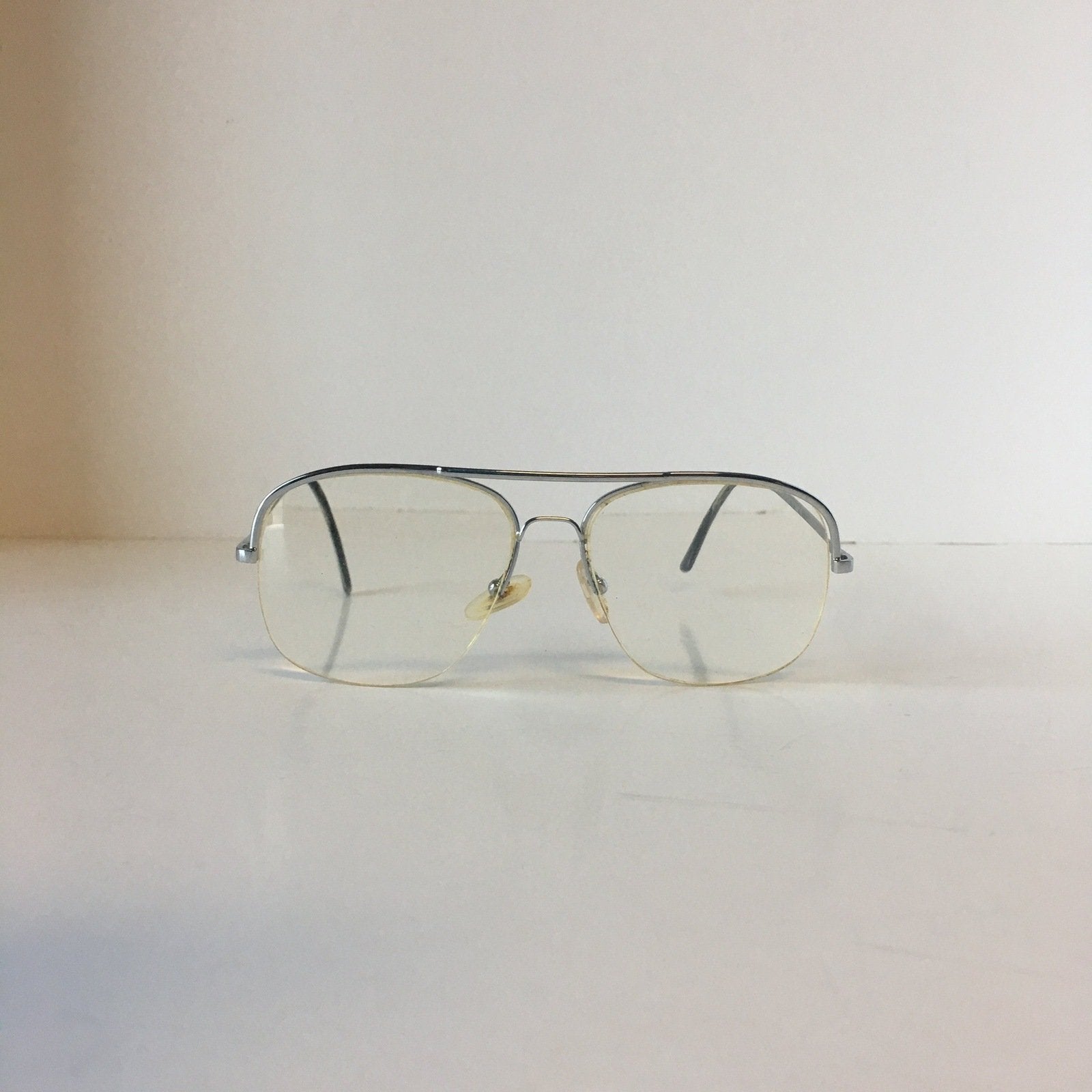 Retro Chic: Authentic Vintage Eyewear with Silver Metal Frame