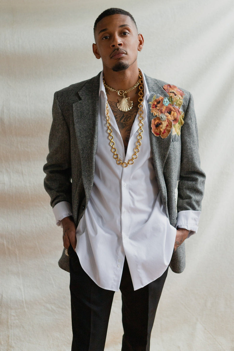 Golden Metal Sea Shell Figural Pendant Chain Link Necklace