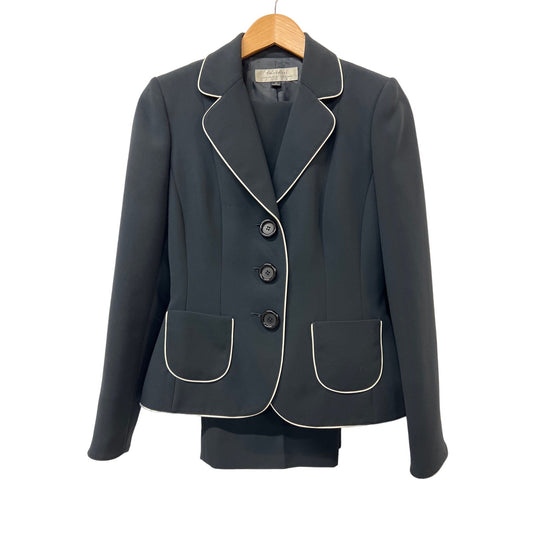 Tahari Arthur S. Levine Black Suit White Piping Pant Jacket Blazer Suit size 4