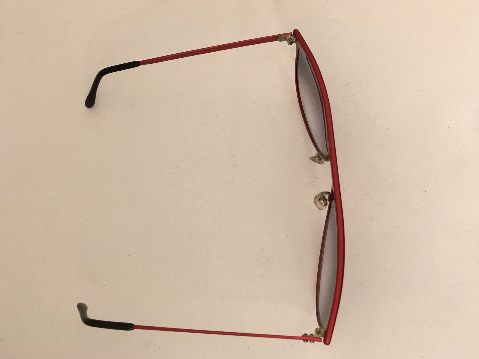 Red Metal Frame Sunglasses Degrade Shades Vintage Eyewear Made in Italy