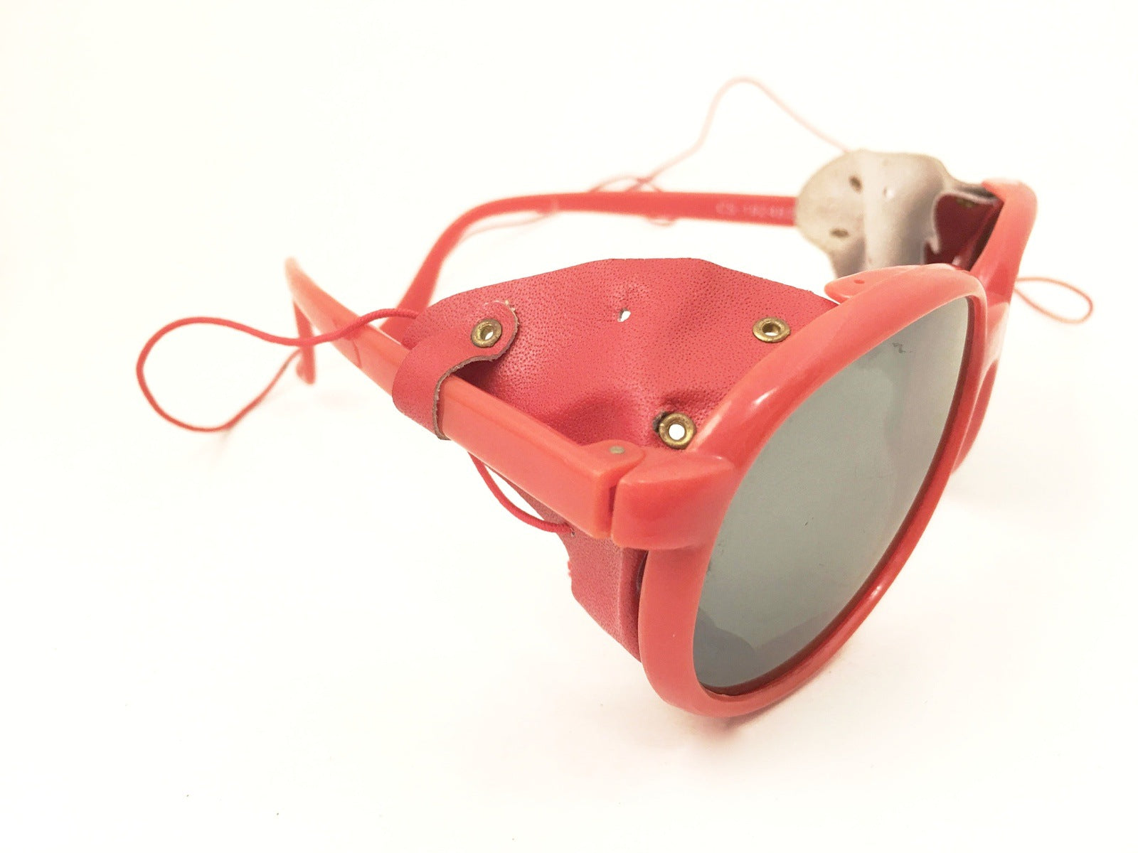 Red Aviator Sunglasses Vintage Eyewear Leather sides Mirrored Lenses