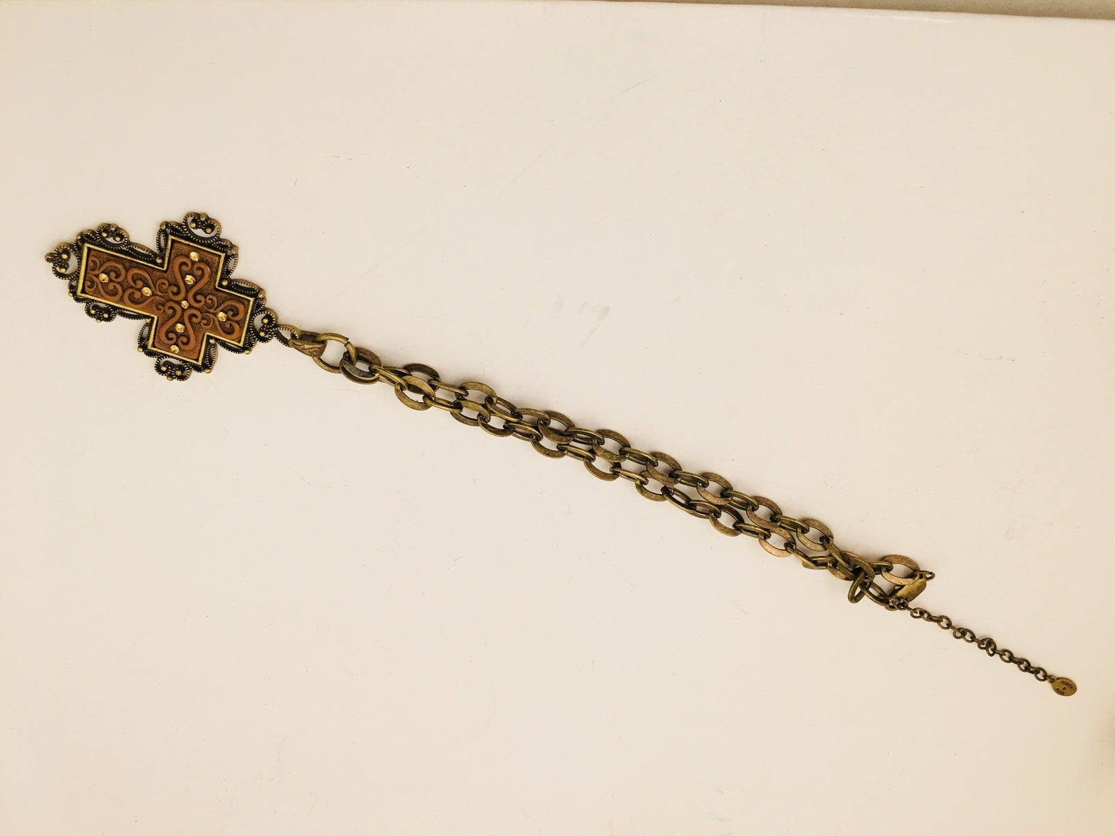 Robert Rose Cross Pendant Chain Necklace Figural Vintage Jewelry