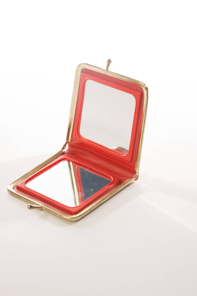Metallic Golden Compact Dual Mirror Retro Wallet Vintage Accessory