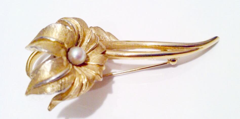 Boucher Lily Floral Cultured Pearl Brooch Pin Vintage Jewelry