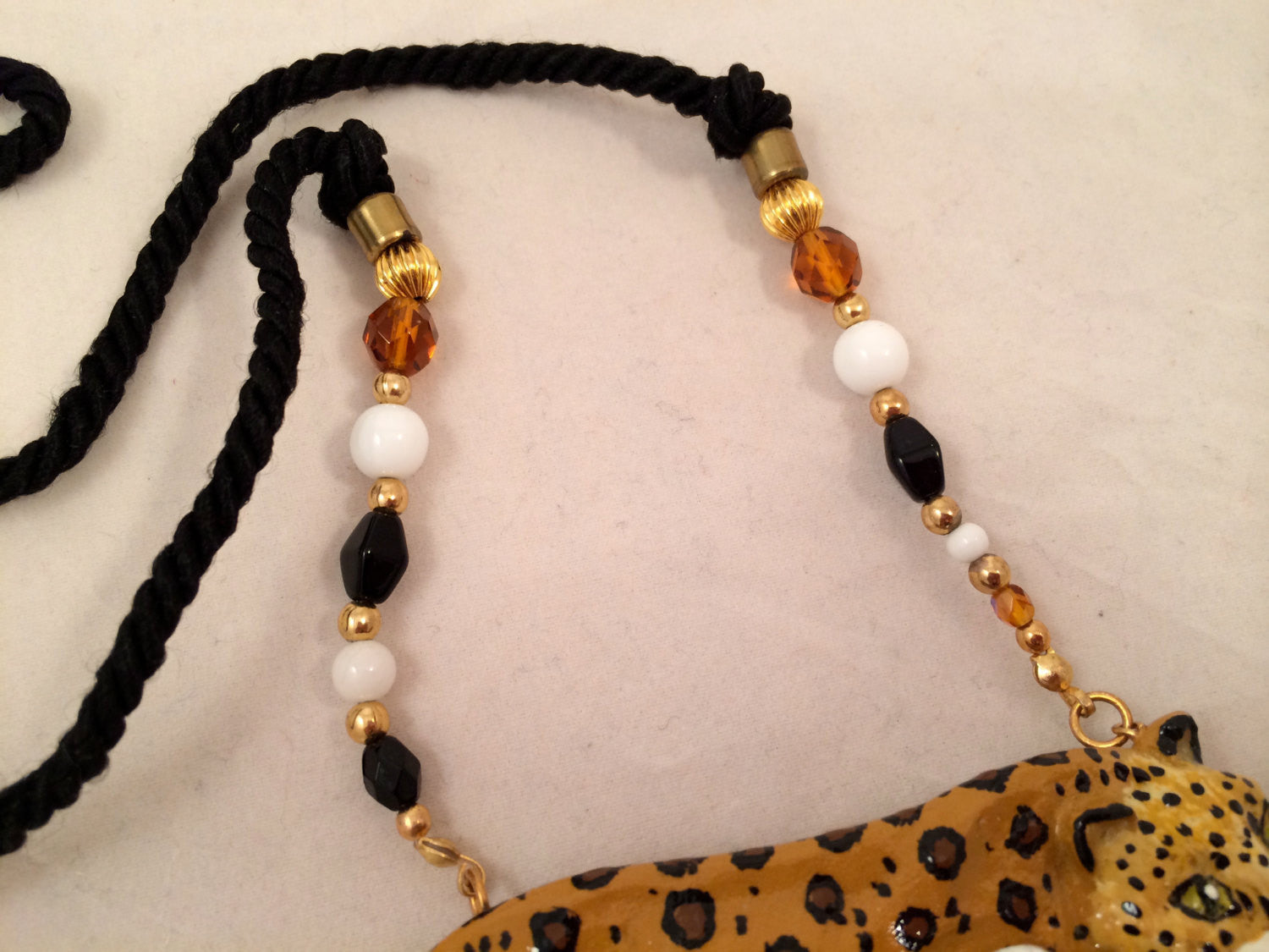 Dorian Designs Necklace Leopard Pendant