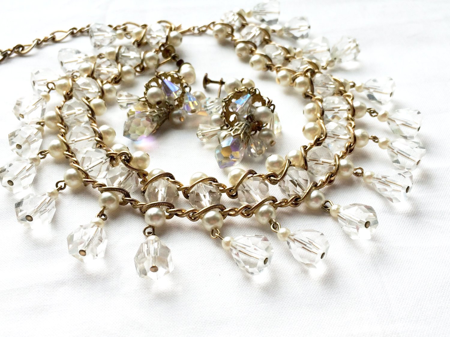 Darling Demi Parure Pearl and Crystals Vintage Jewelry Set