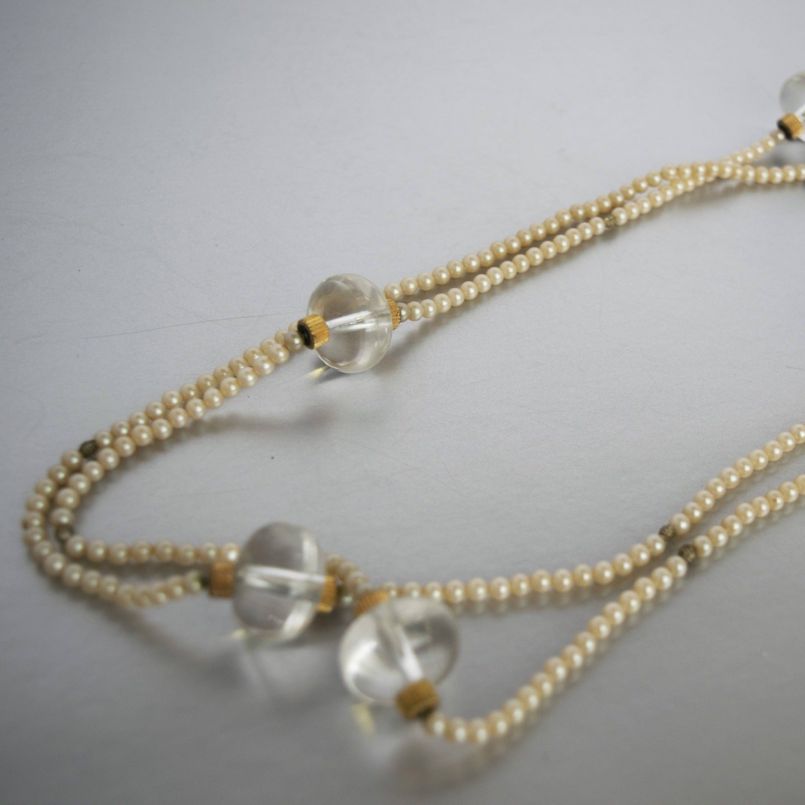 Vintage Art Deco Flapper Pearls Long Necklace: Echo of Roaring Twenties Elegance