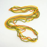 VINTAGE PLASTIC JEWELRY FLAPPER NECKLACE